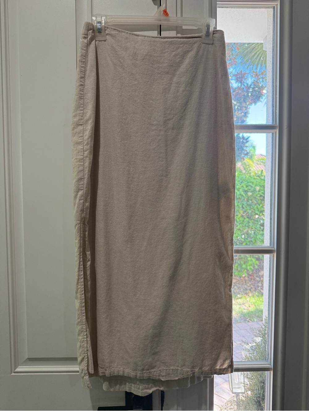 GAP Cream Maxi Skirt with Subtle Side Panel